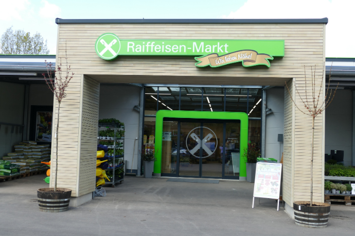 Erfolgreiche Neueröffnungstage im Raiffeisen-Markt Calveslage